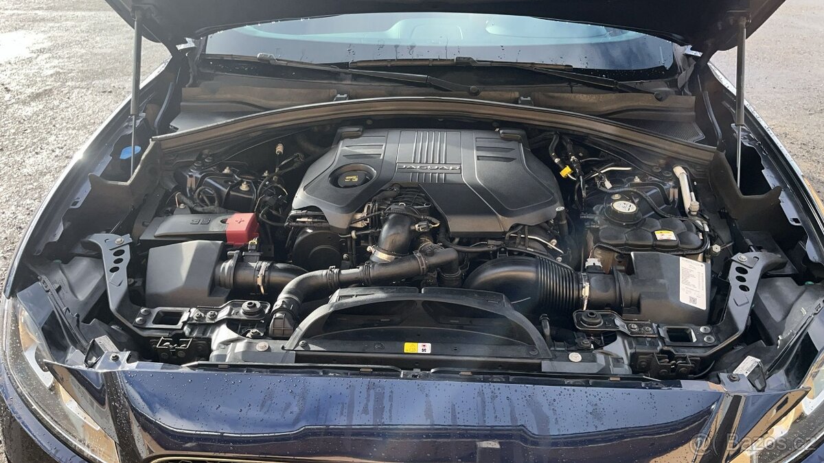 Jaguar F-Pace 3.0 V6 - 6