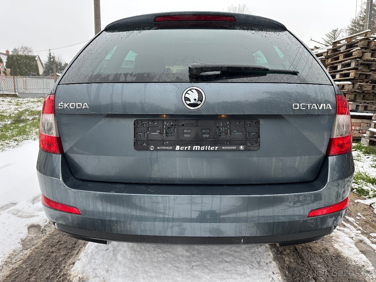 ŠKODA OCTAVIA 3 manuál benzín elegance model 2015 - 6