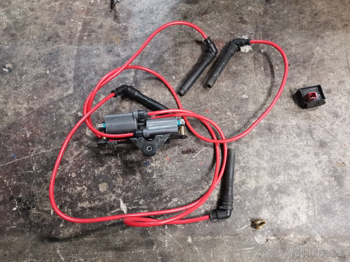 Kawasaki Zx7r mnoho dílů - 6