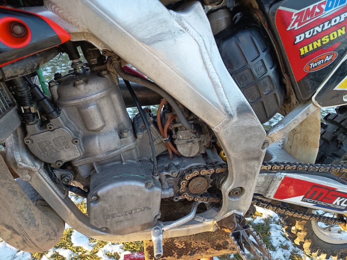 Honda CR250 - 6