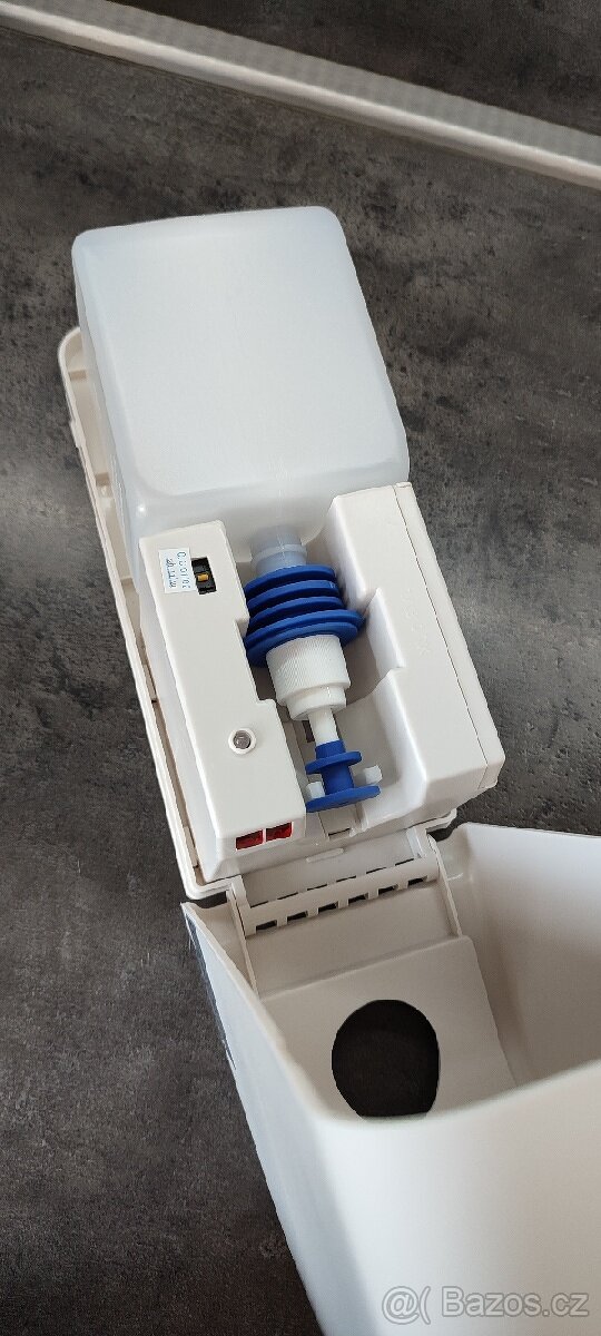 Automatický dávkovač mýdla desinfekce - nový nepoužitý - 6