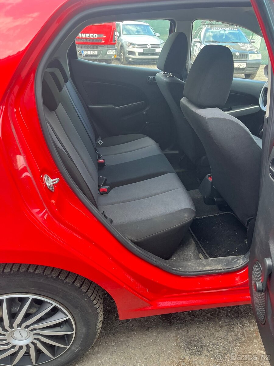 Mazda 2 1.4i 111tkm - 6