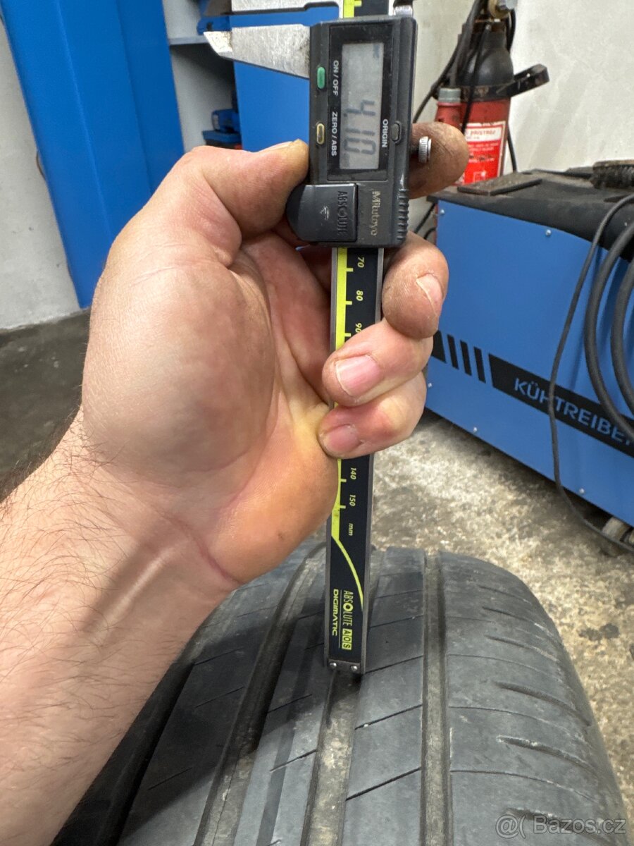 Letní pneu 225/50R17 98V - 6