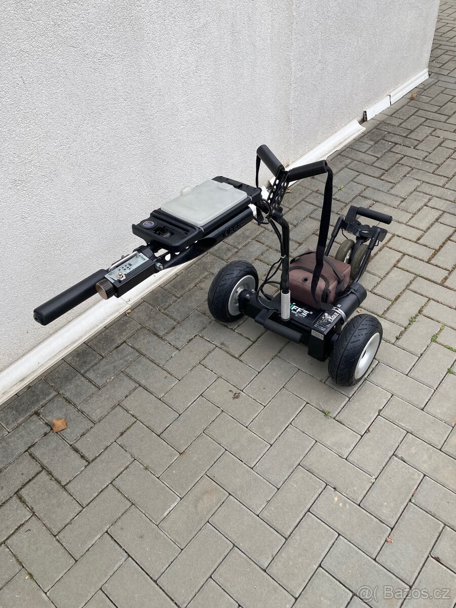 Elektricky golfovy vozik Kiefe - 6