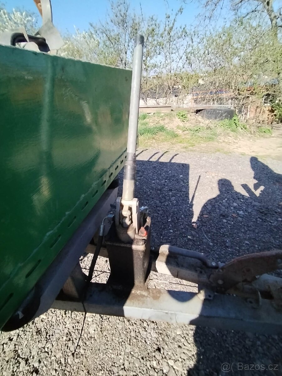 Vlečka s hydraulikou - 6