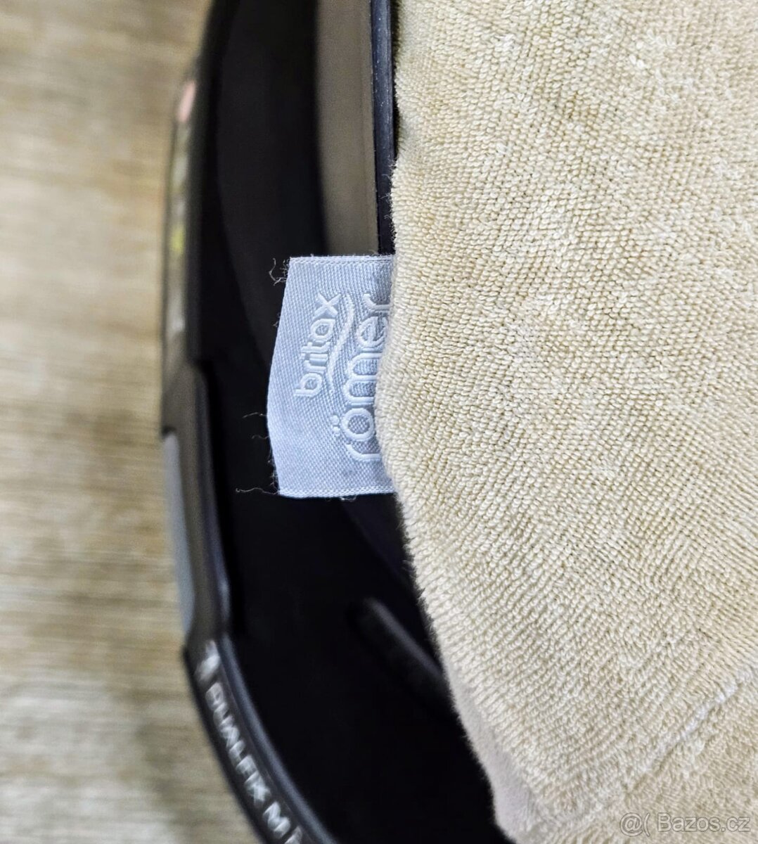 Autosedačka Britax Römer Dualfix M i-size vč. letního potahu - 6