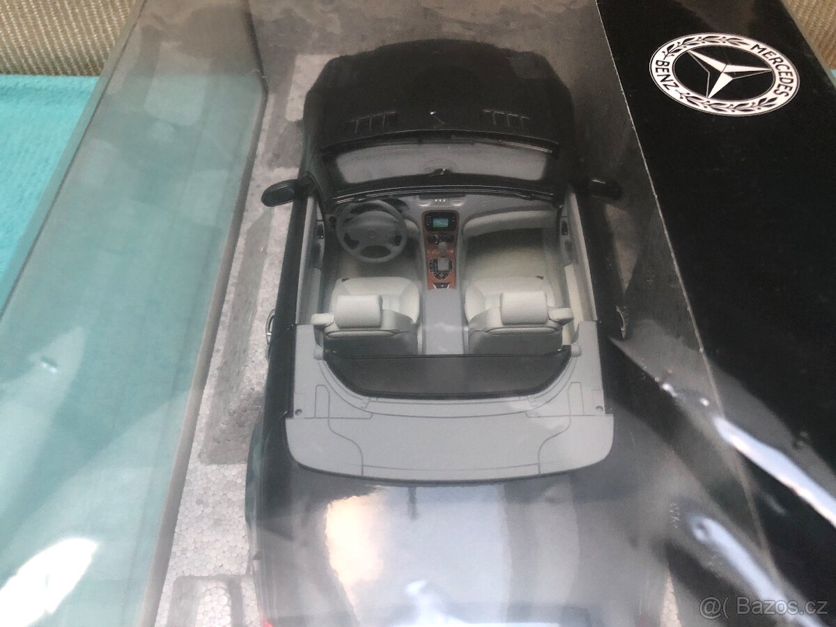 Mercedes Benz SL55 AMG Limitovaná Edice 1:18 - 6