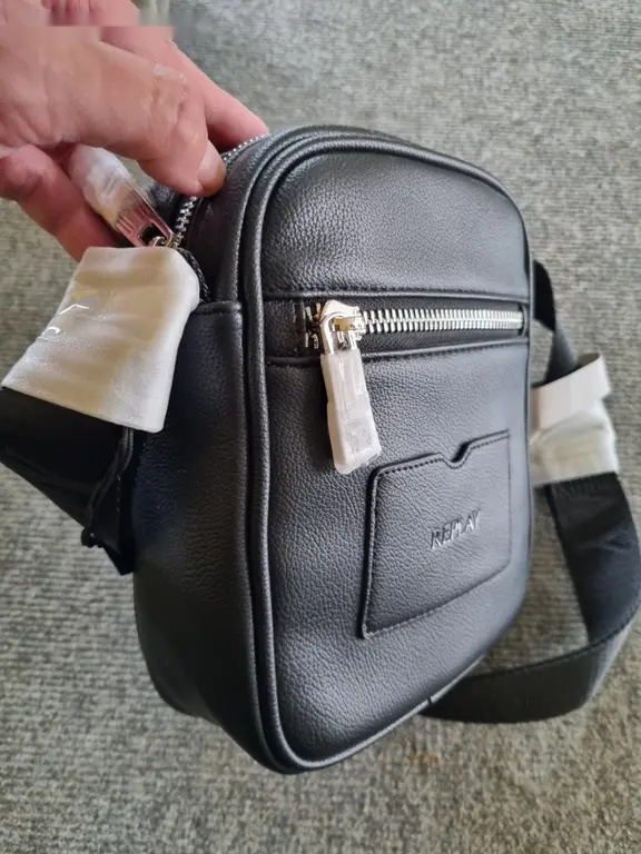 Nová Pánská taška přes rameno REPLAY FM3688 000 - 6