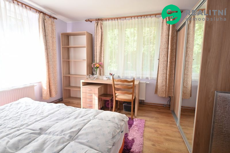 Prodej rodinného domu 172 m2, pozemek 3 735 m2 - 6