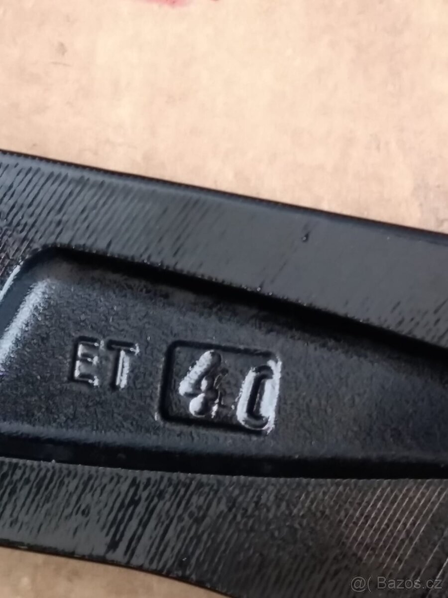 Zimní komplet R17 5x114,3mm - 6