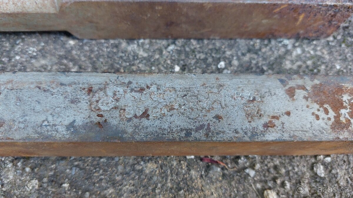 Soustružnické nože 32x32 - 6