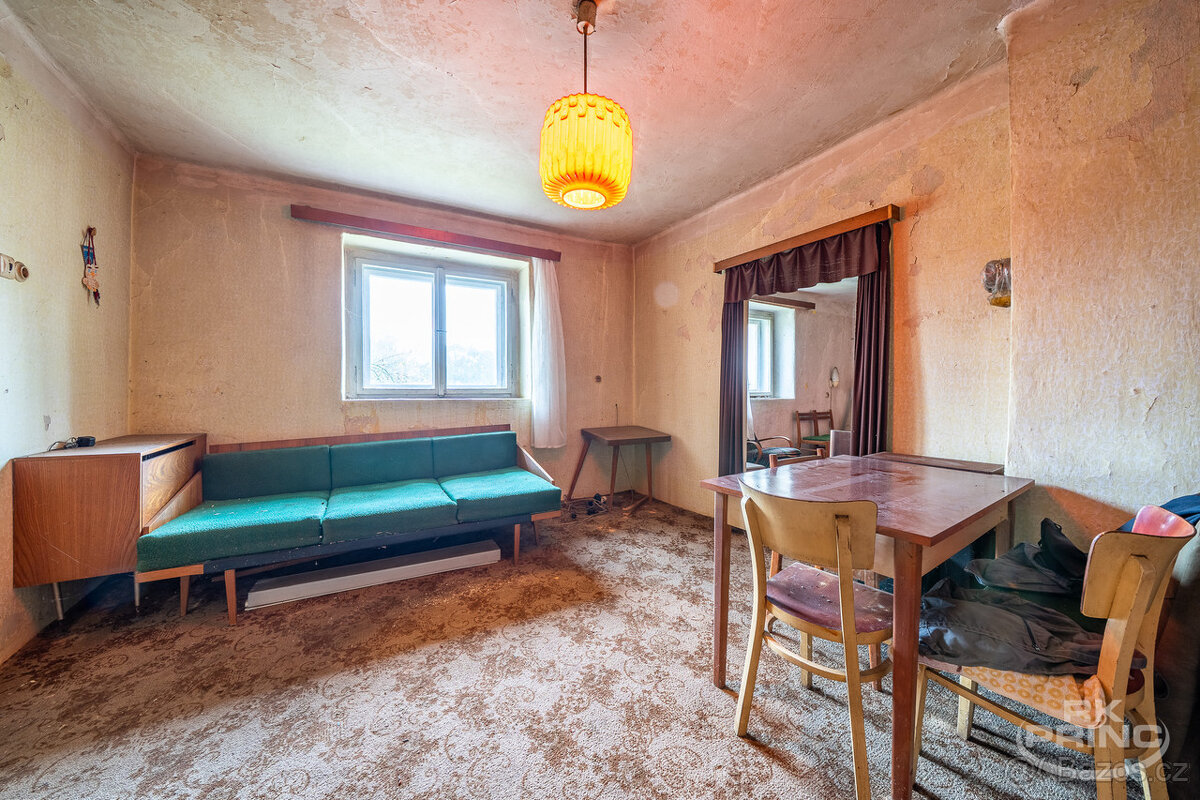 Prodej rodinný dům 2+1, na pozemku 582 m2, obec Jimlín, okr - 6