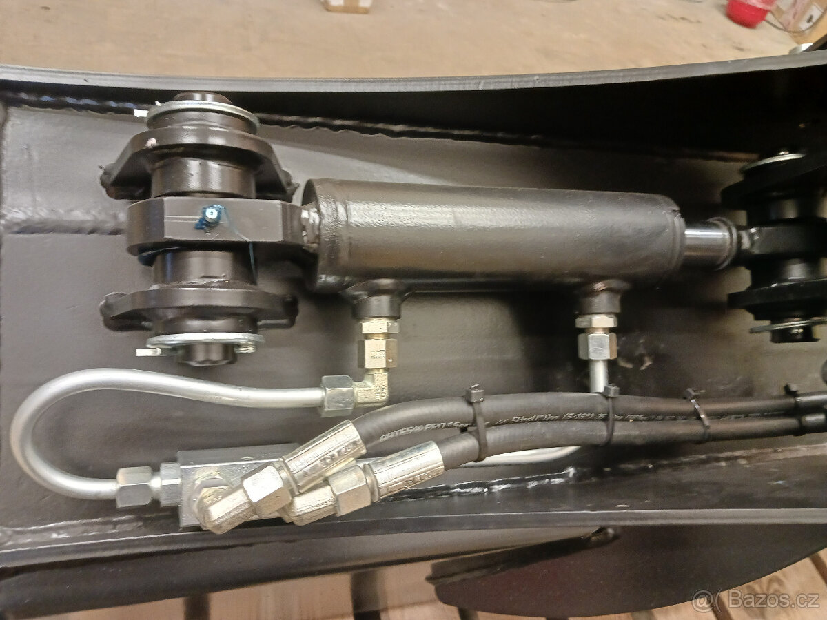 Hydraulická svahovka 120 cm 2,8-3,9t - 6