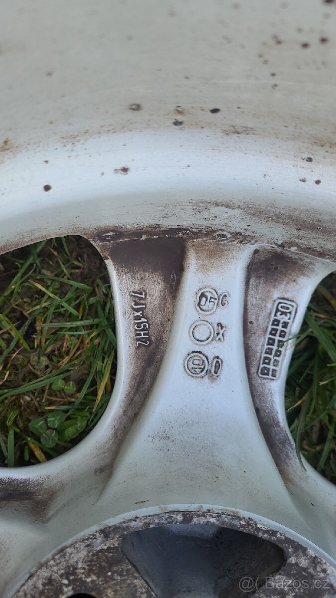 Alu kola 15" 4x100 sada s pneu - 6