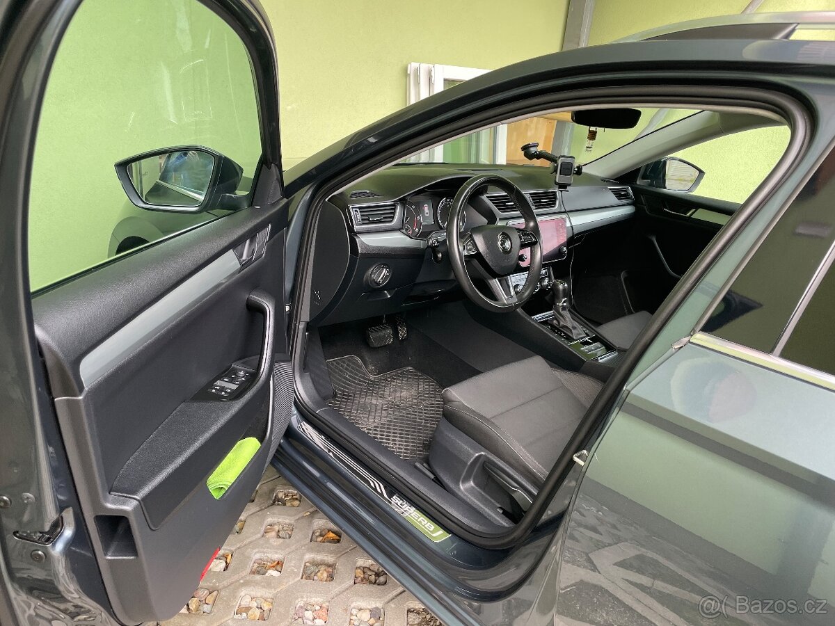 Škoda Superb 3combi 2.0Tdi 110kw - 6