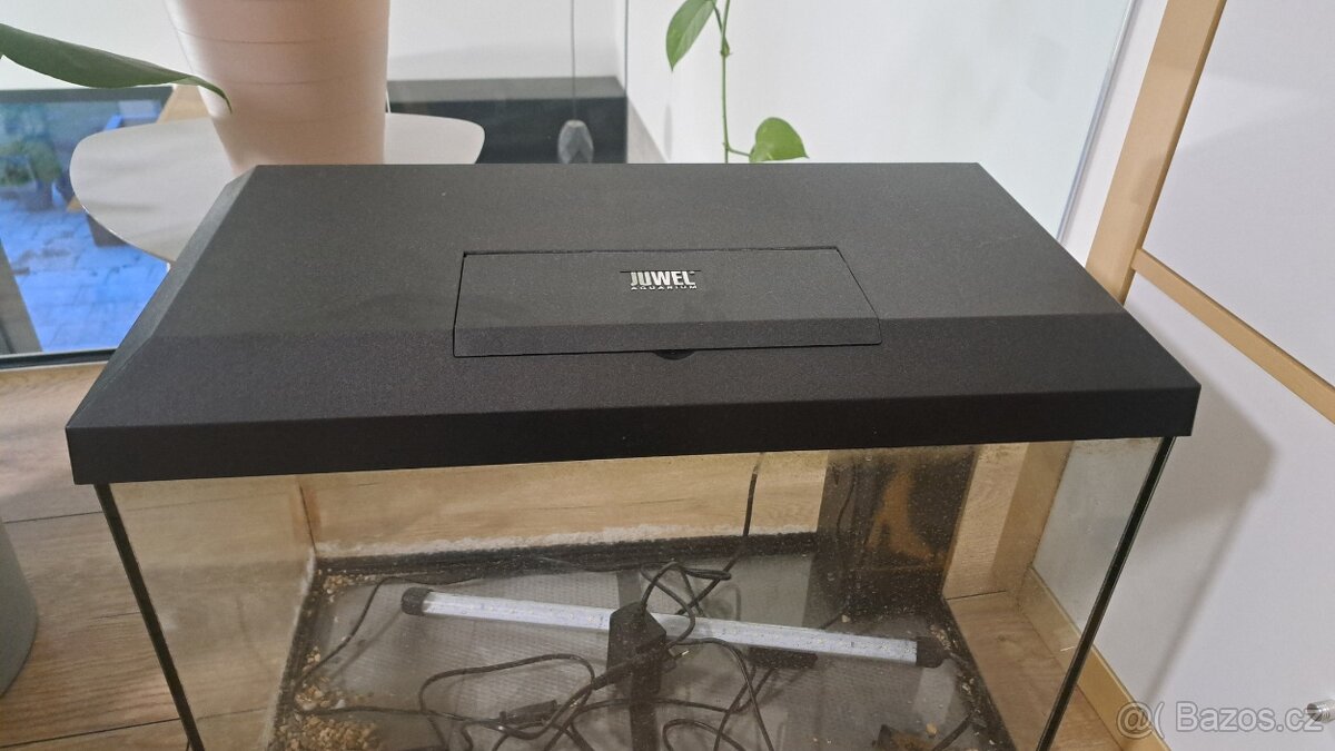 Prodám akvárium 110l - 6