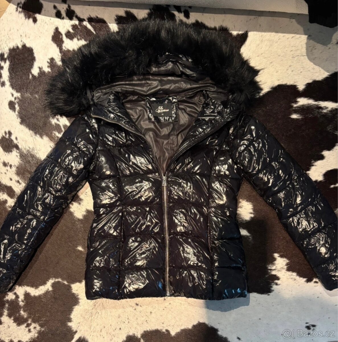 Lesklá prošívaná bunda - 6