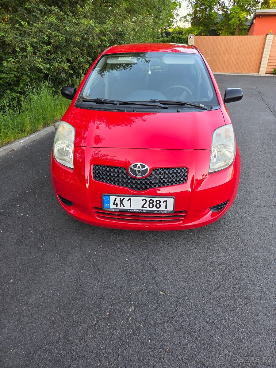 Toyota Yaris 1.0VVTI - 6