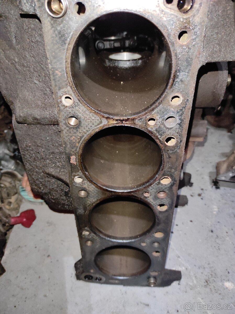 Mitsubishi 2.6 - 6