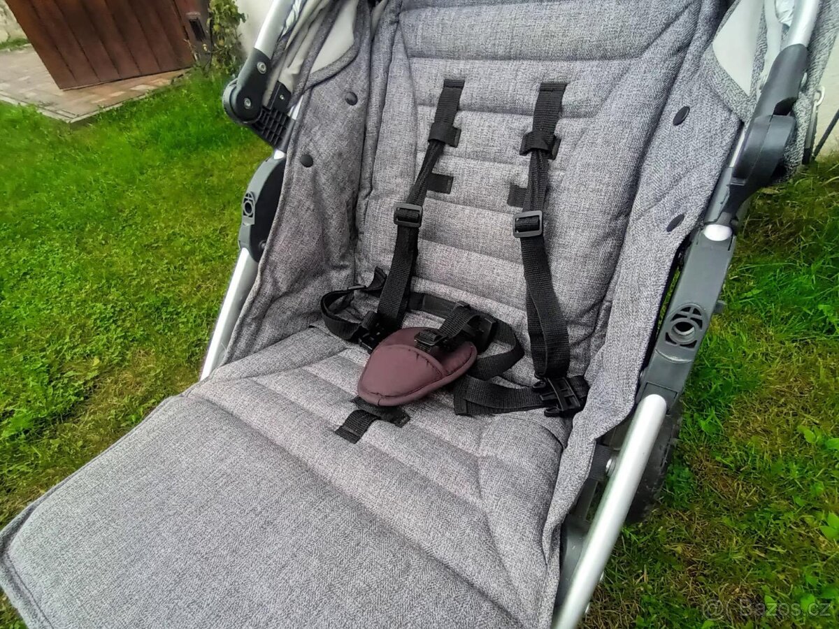 Kočárek (sporťák) Oyster Zero - 6