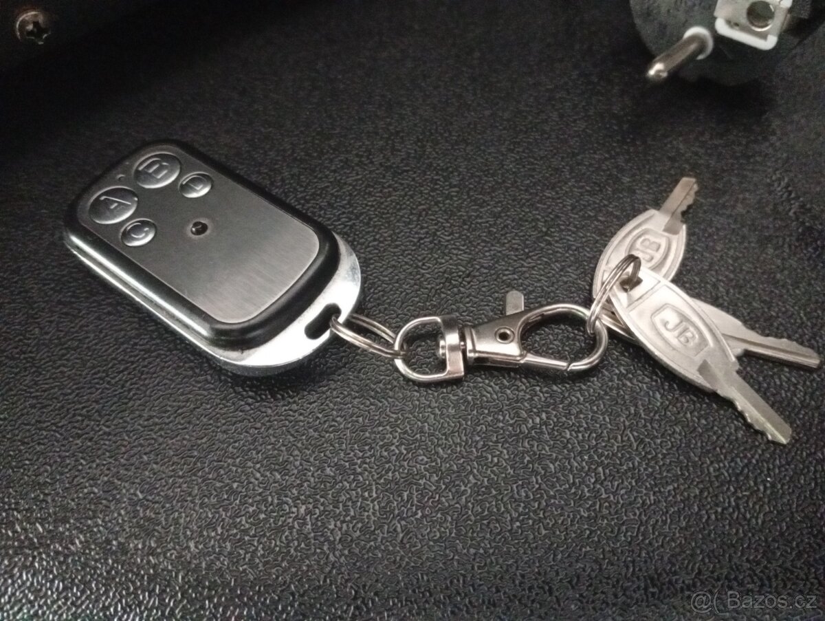 Výrobník mlhy a bublin beamZ SB 1500led - 6