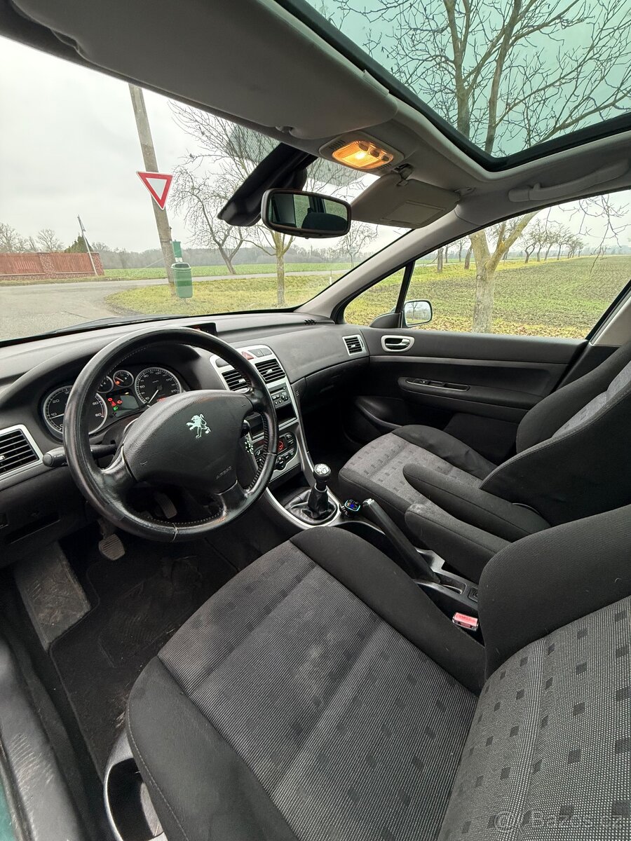 Peugeot 307 SW 1.6HDI , STK 9 měsíců , poctivě servisované - 6