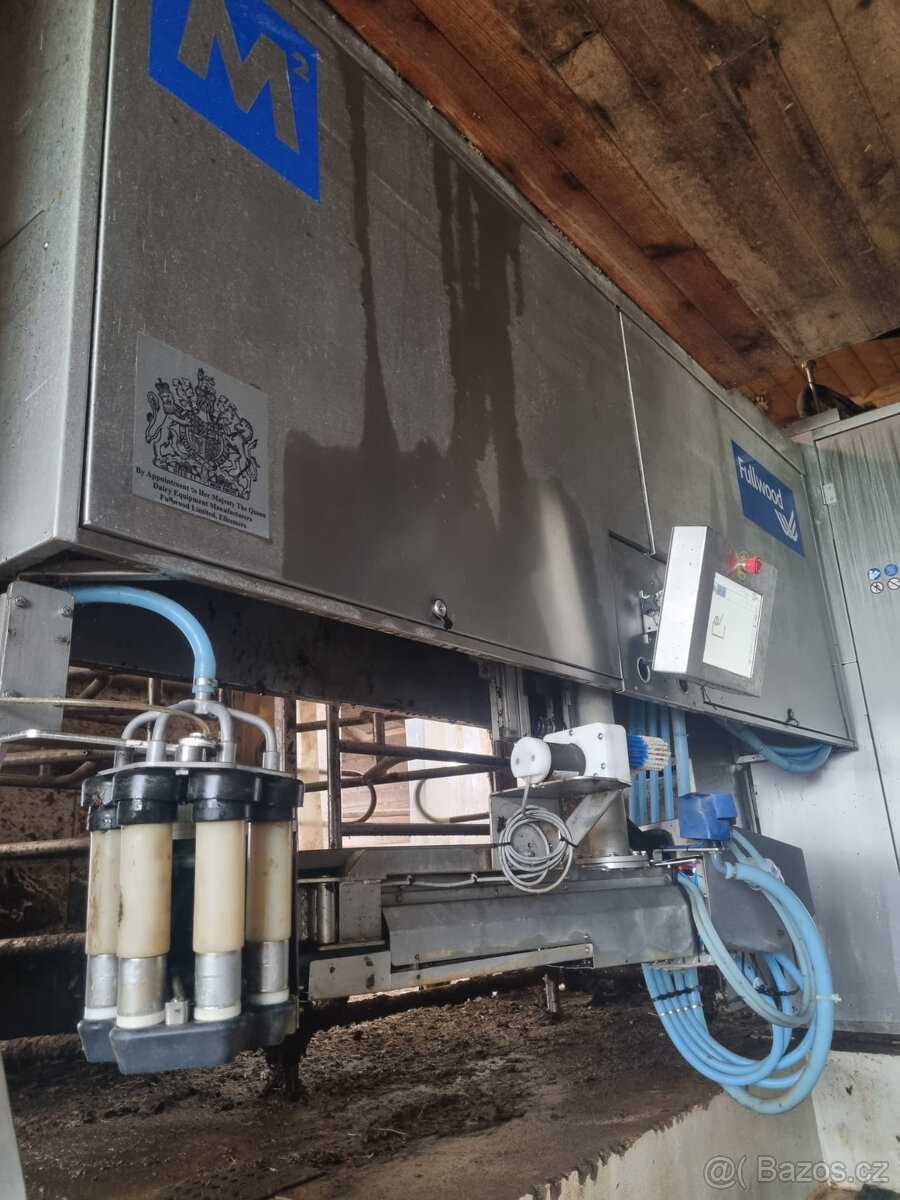 dojicí technika na krávy - 6