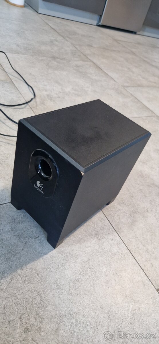 Logitech X-240 - 6