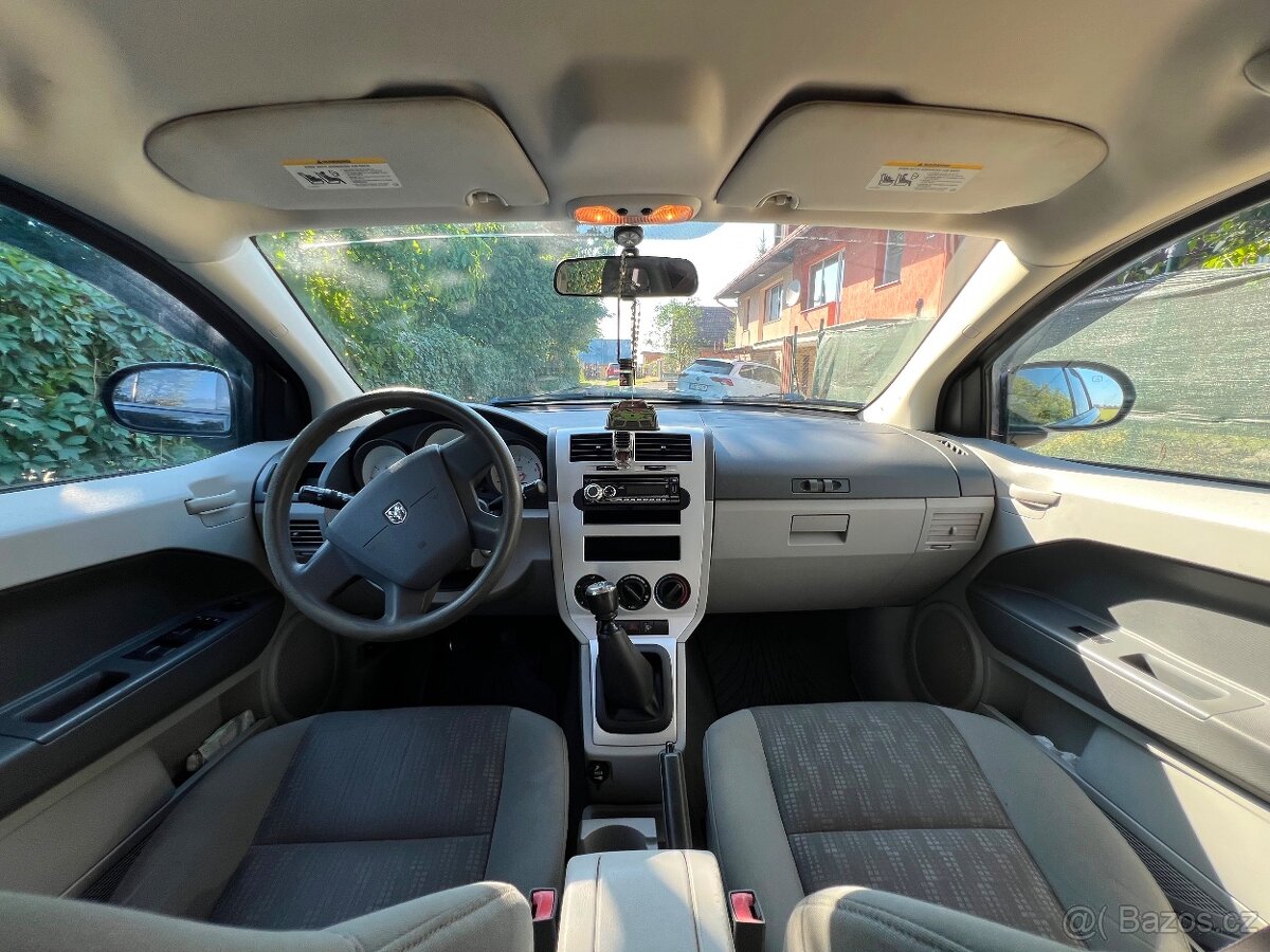 Dodge Caliber - 6