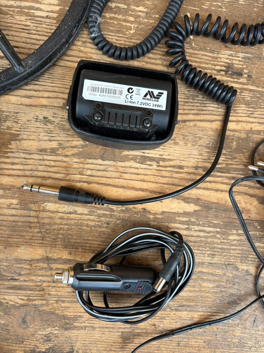 Detektor kovu Minelab CTX3030 + příslušenství - 6