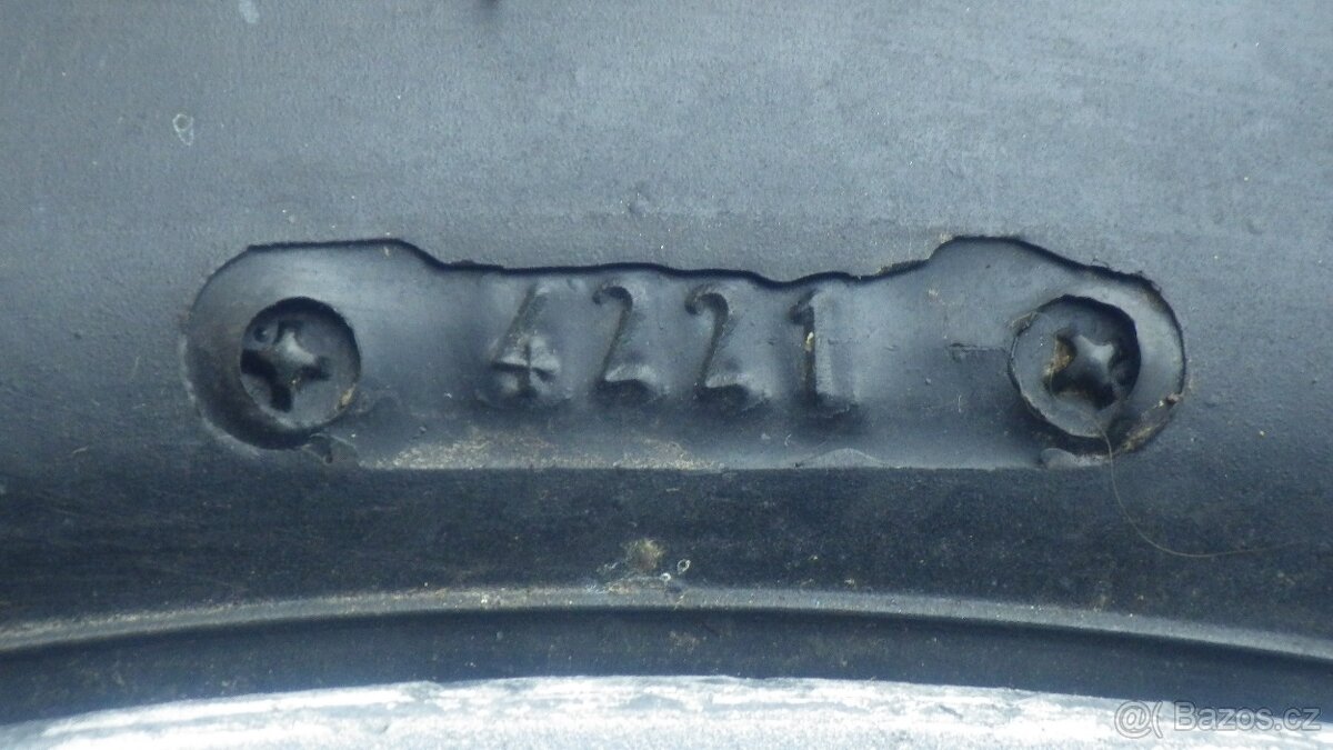 Přední kolo Yamaha Majesty 250 - 6