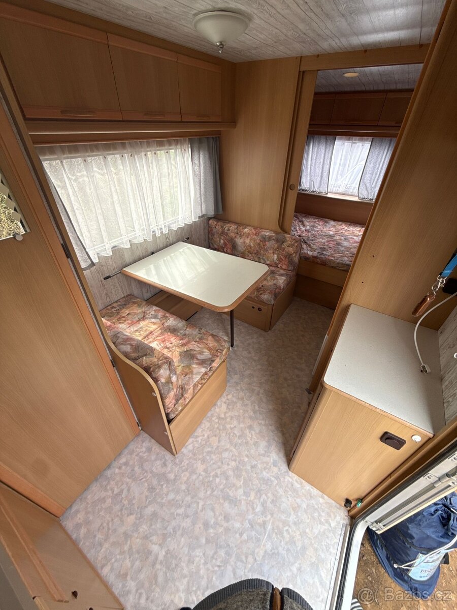 Prodám karavan Adria 430 - 6