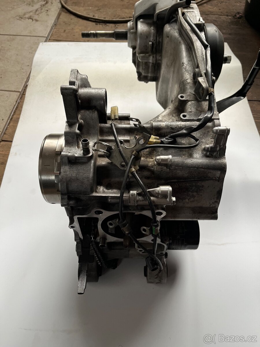Honda SH 300 NF 02 - 6