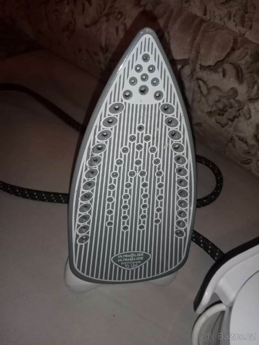 Parní žehlička Tefal Easycord Pressing - 6