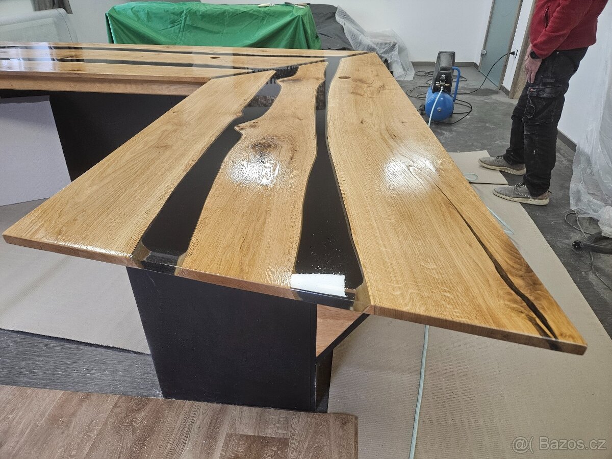 Stul s pryskyřicí - 6