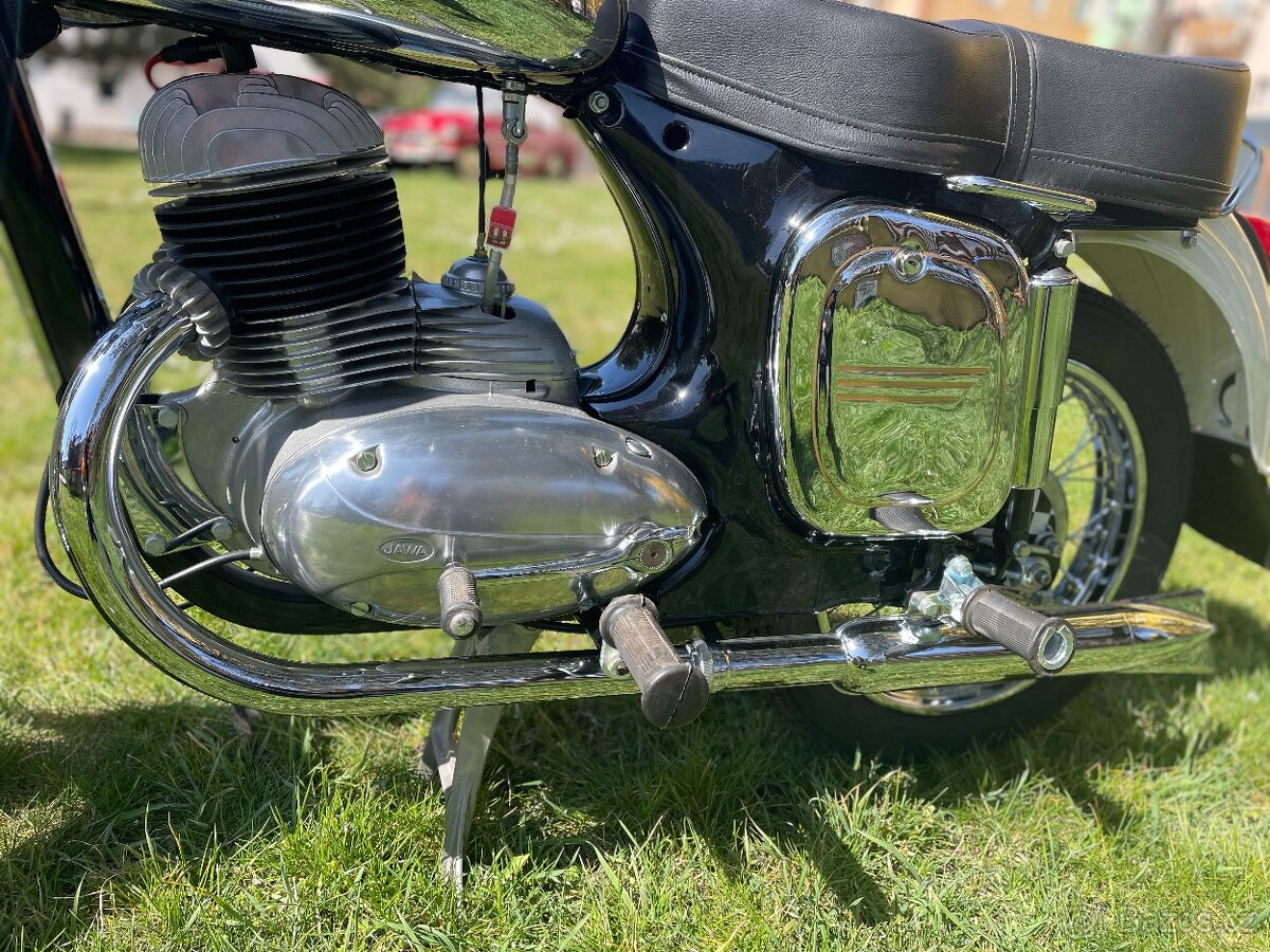 Jawa-ČZ 250 kývačka - 6
