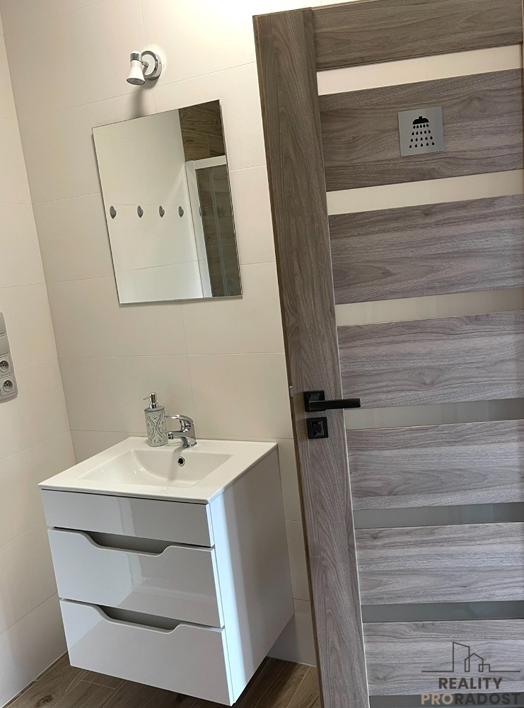 Pronájem nebytových prostor v Třinci - 6