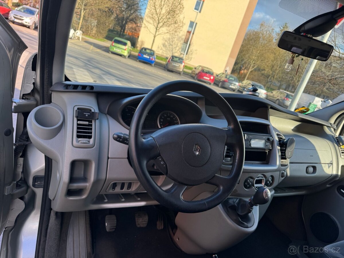 Renault Trafic - 6