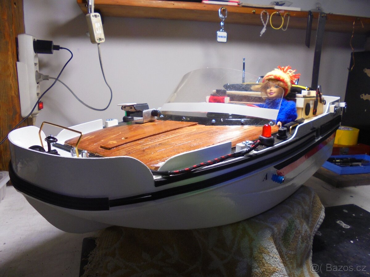 MOTOROVÝ ČLUN 700 MM S RC RÁDIEM - 6