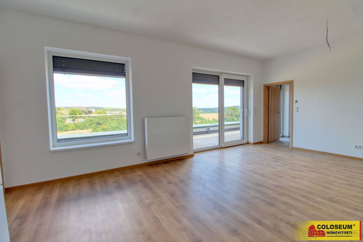 Znojmo, pronájem bytu OV 2+kk, 62 m², terasa – byt - 6