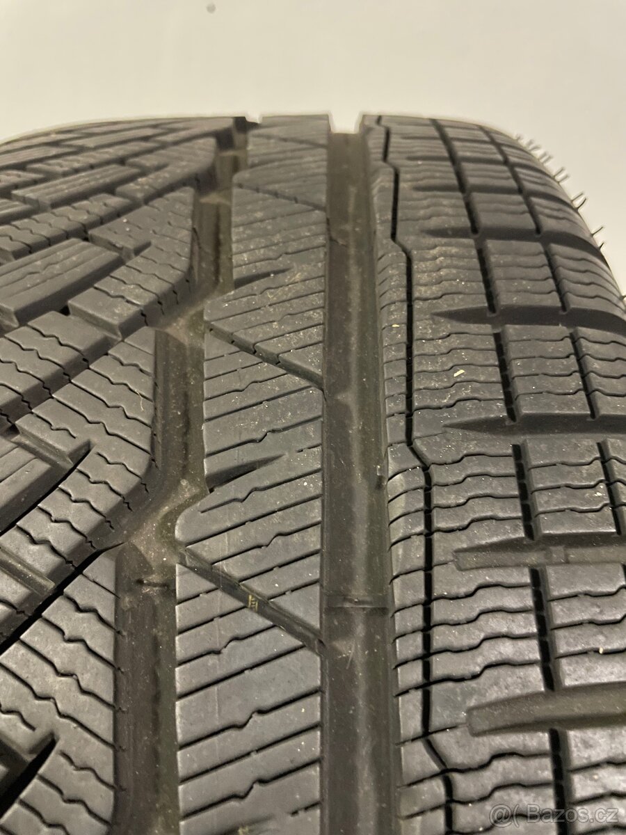 Original zimni alu kola Mercedes C r18 W205 S205 98% - 6