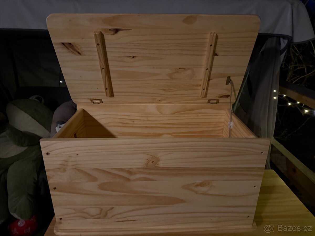 Dětský psací stůl masiv borovice - 6