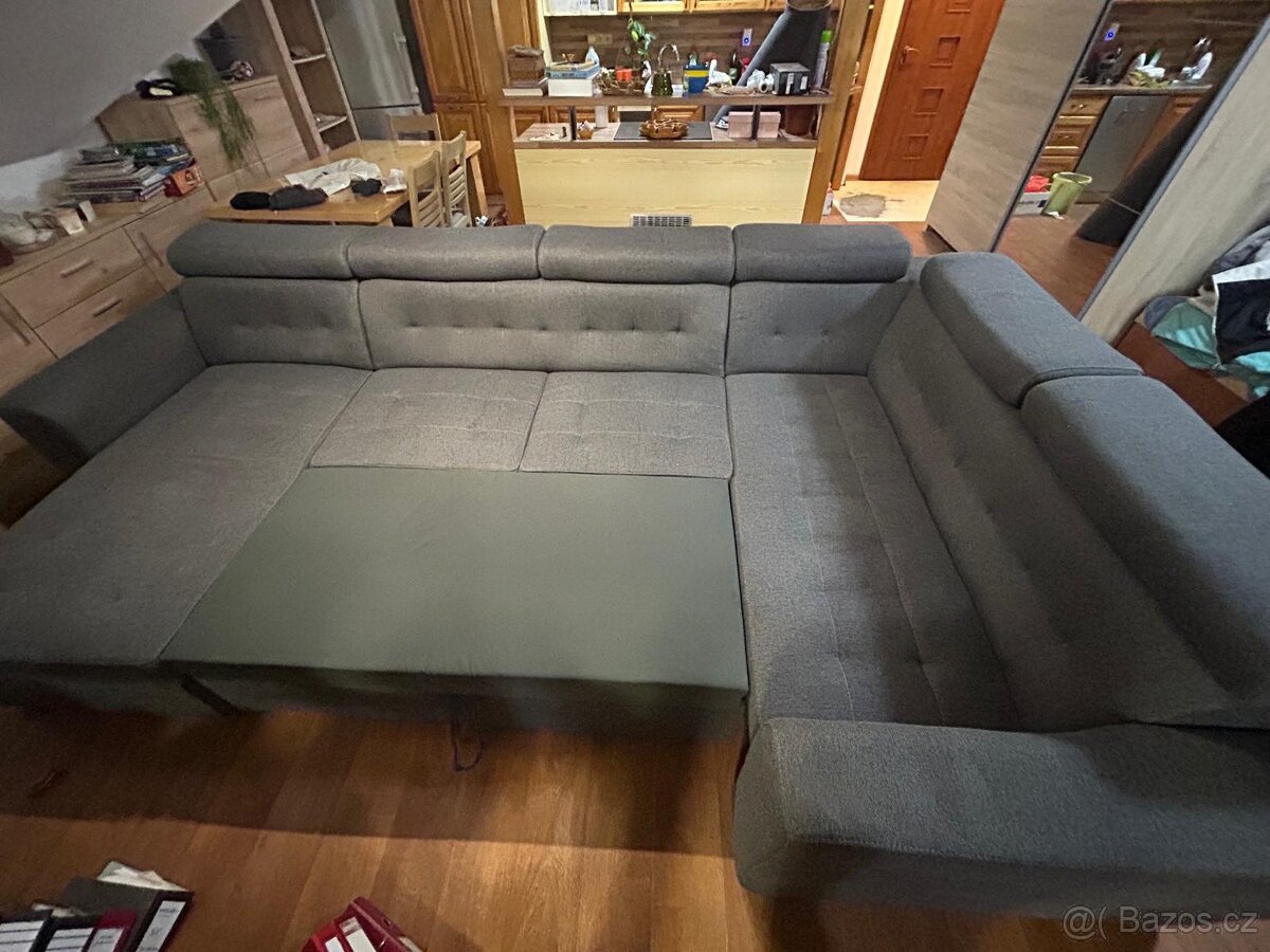 Velká sedací souprava ve tvaru U - 6