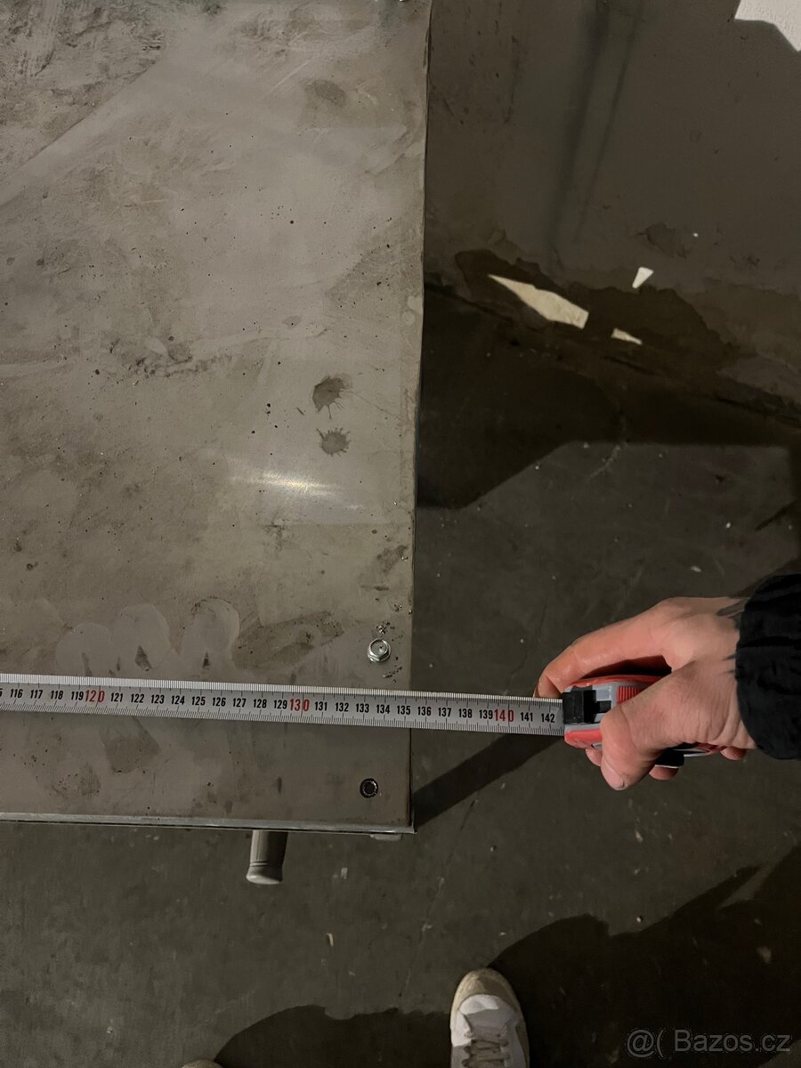 Ocelový stůl/ponk - 6