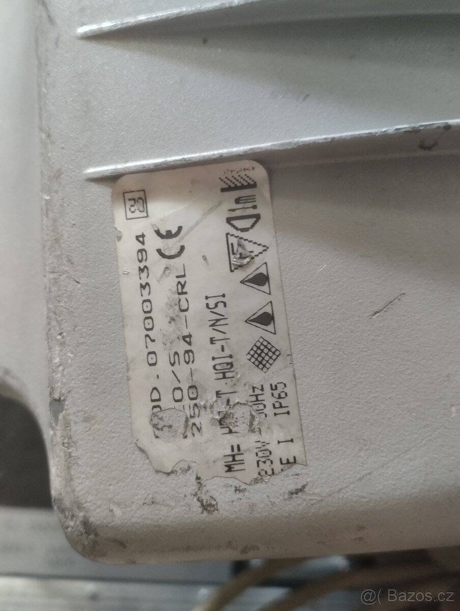 Vodotěsné reflektory vybojkove - 6