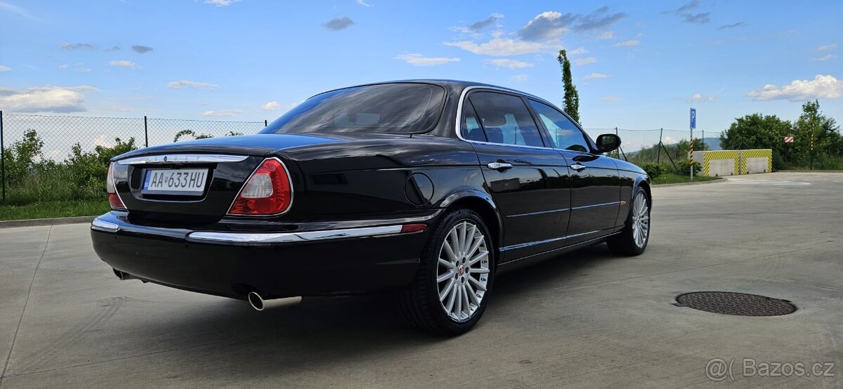 2005 Jaguar XJ8 L 4.2 V8 - 6