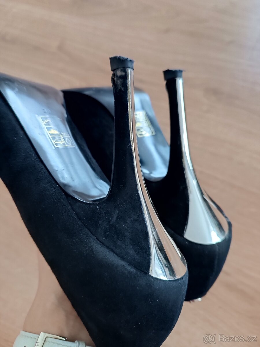 Semišové lodičky Guess - 6