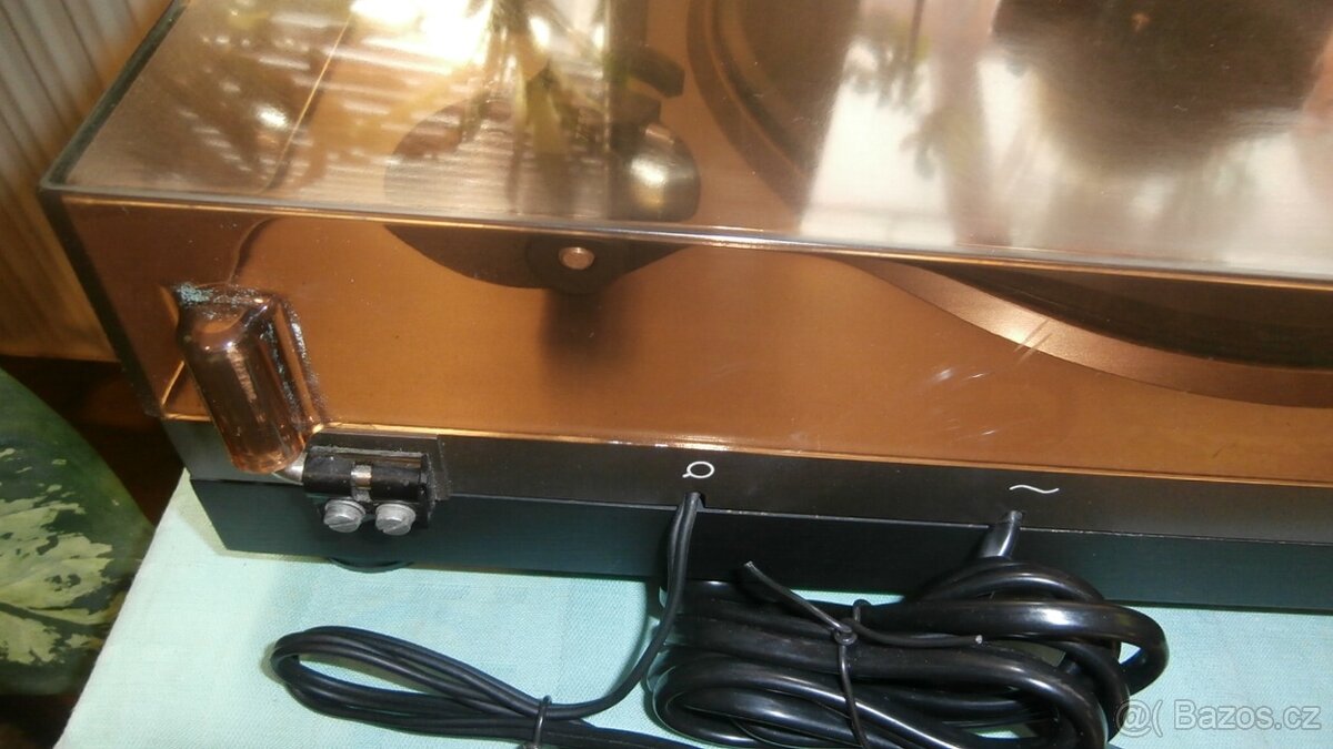 gramo LENCO L300-TESLA NC 300 - 6