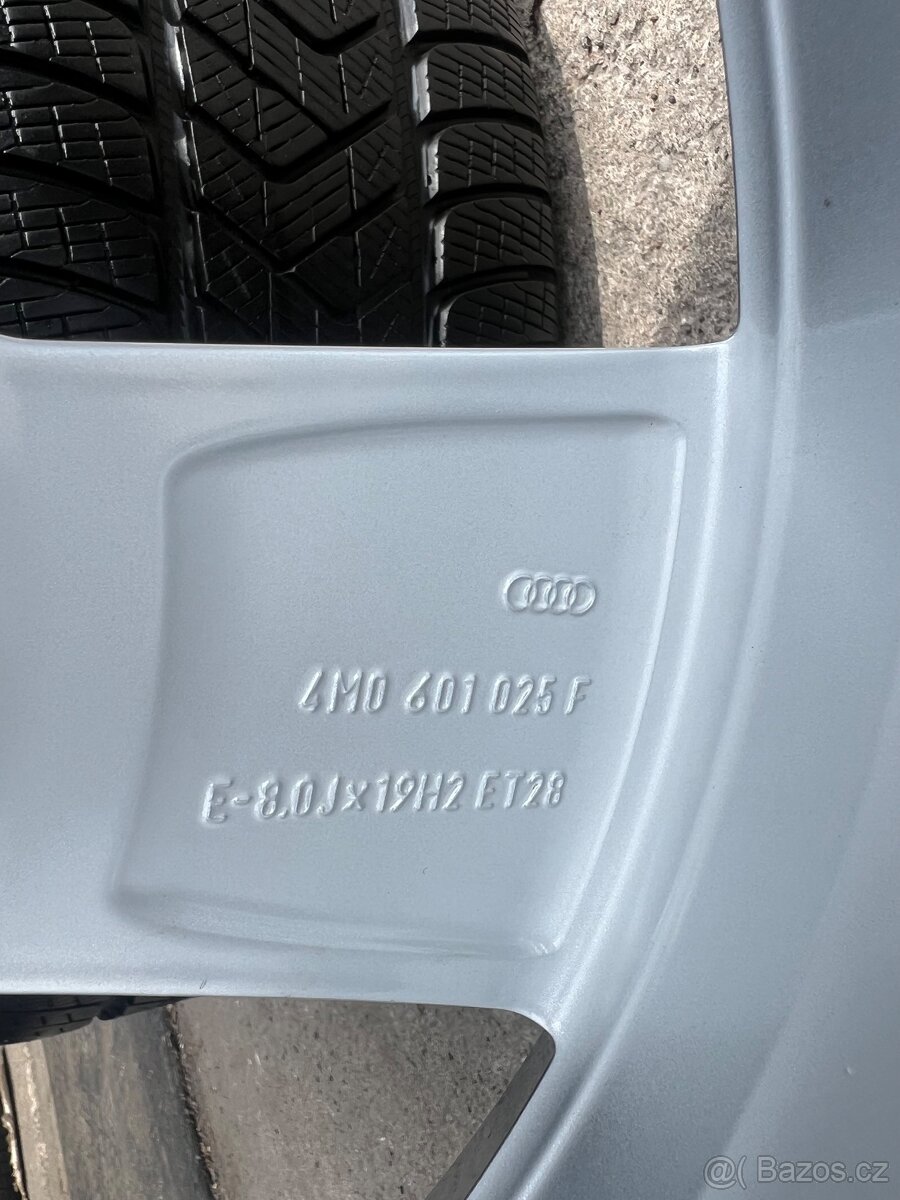 5x112 R19 Audi Q7, Q8 etron zimní sada - 6