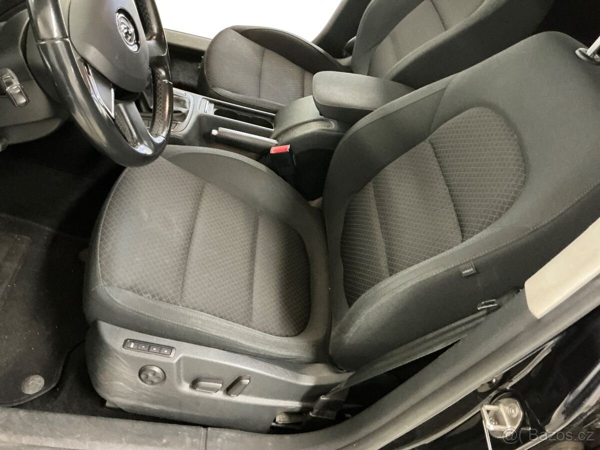 Škoda Superb II 2.0TDi 103kW AMBITION - Xenon - 2x sada - 6